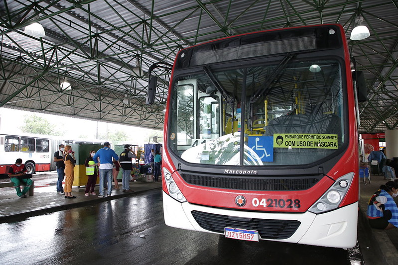 David Almeida, solicitou que já nesta segunda-feira, 25/1, as empresas do transporte público voltem a atuar com 100% de suas frotas de ônibus.