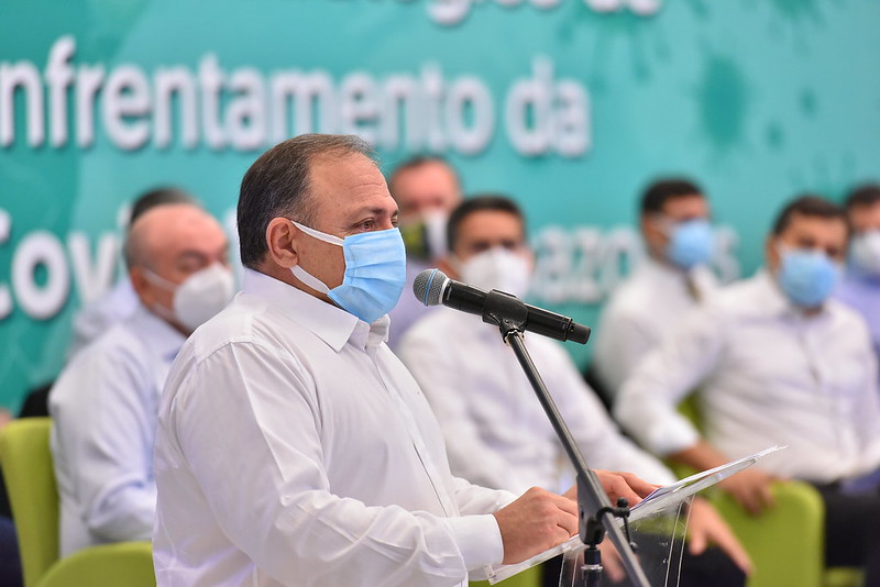 O Ministro da Saúde, Eduardo Pazuello, se posicionou contra a reivindicação de trabalhadores da saúde por reposição salarial neste momento de pandemia.