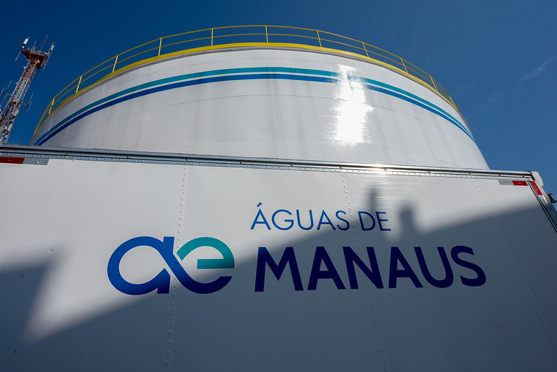 Uma dívida de R$ 8,9 milhões da concessionária Águas de Manaus com a prefeitura será paga com prestação de serviços e ações sociais pela empresa.
