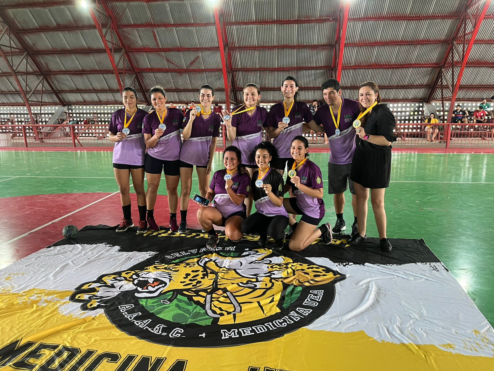O Handebol feminino da Universidade do Estado do Amazonas, conquistou a vitória na etapa estadual dos Jogos Universitários Brasileiros.