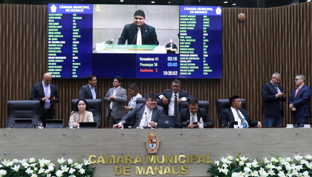 Os vereadores definiram hoje (11) em sessão plenária as bases do orçamento de Manaus de R$ 7,822 bilhões para o ano de 2023.