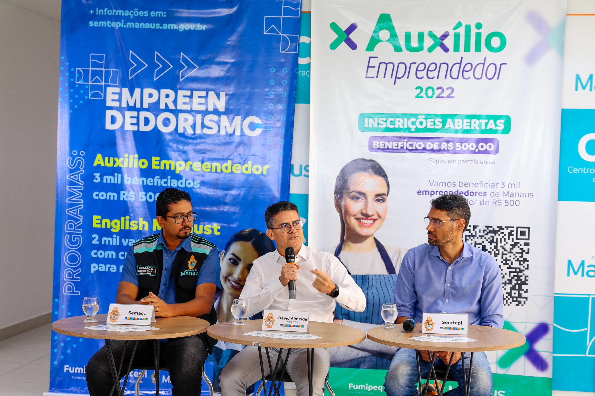“Auxílio Empreendedor”, que vai beneficiar 3 mil empreendedores permissionários da capital, com o valor de R$ 500.