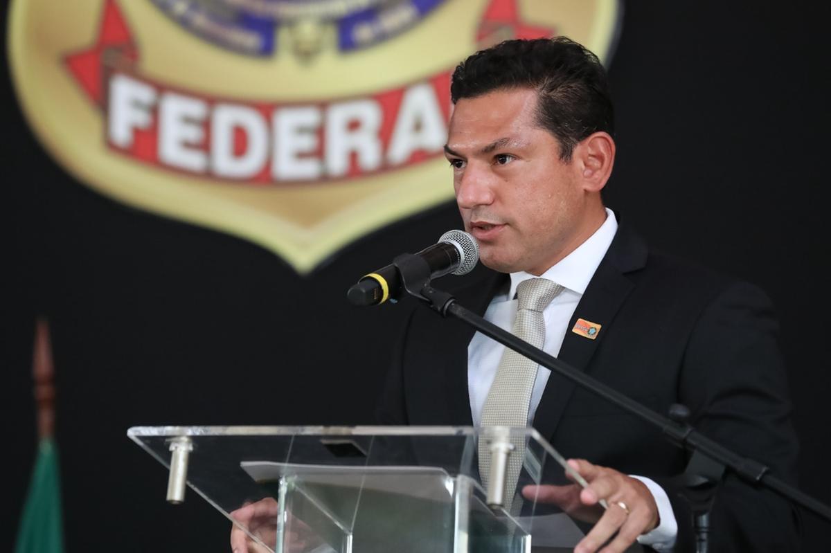 Umberto Ramos atualmente ocupa o cargo de diretor da Academia Nacional e Formação da PF. Mas, já foi secretário executivo de Segurança Pública no AM