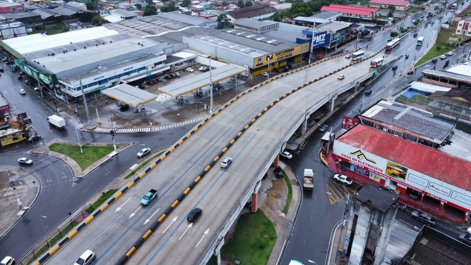 A Prefeitura de Manaus informa que as interdições para obras de reparo do viaduto do Manoa foram adiadas para depois do período do Carnaval